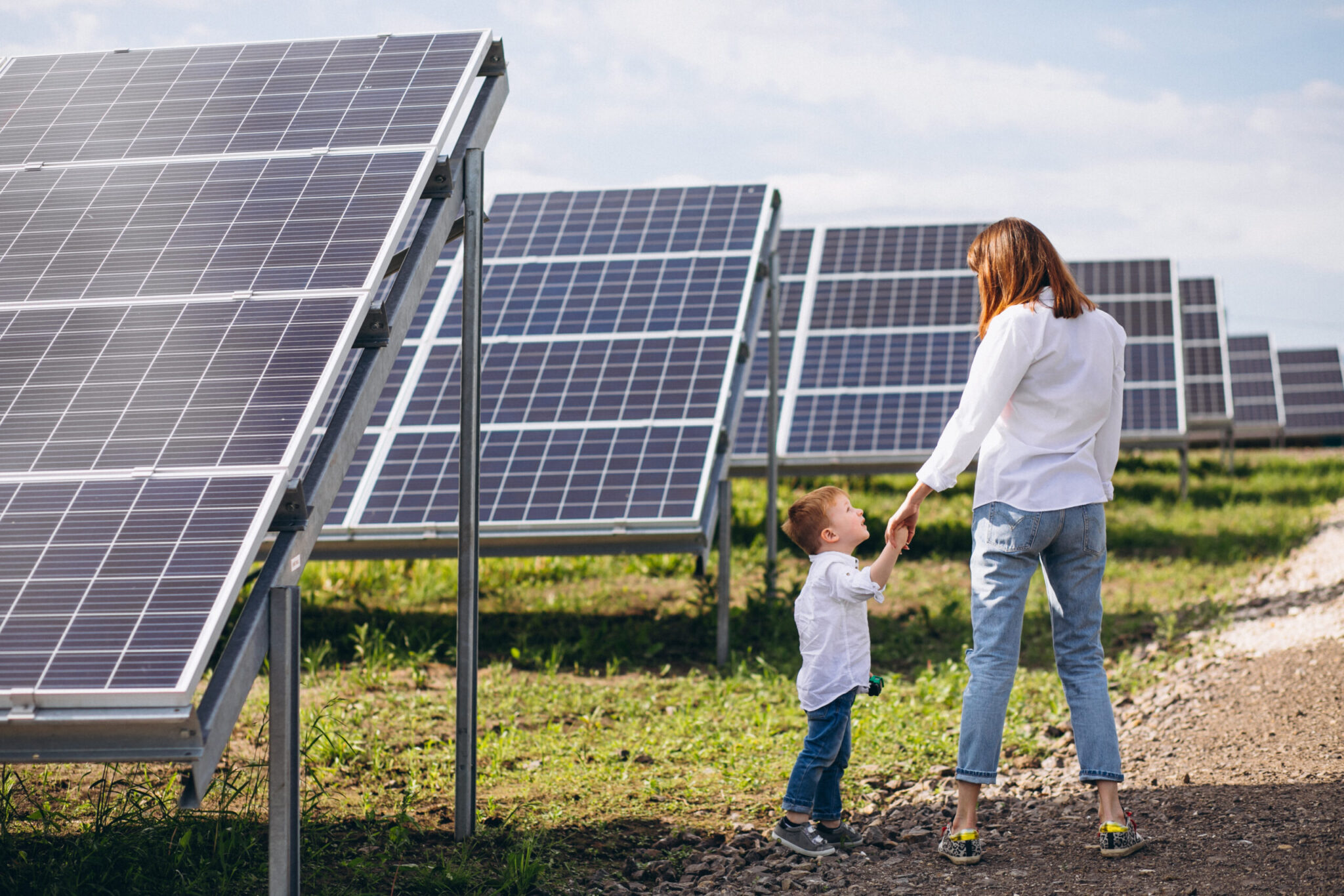 ☀️🏠 Autoconsumo Solar en 2026: ¿Realmente compensa instalar placas fotovoltaicas hoy?